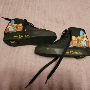 Heelys Black and Yellow Sneakers with Skate Style